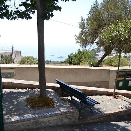 23baci, Апартаменты Капри